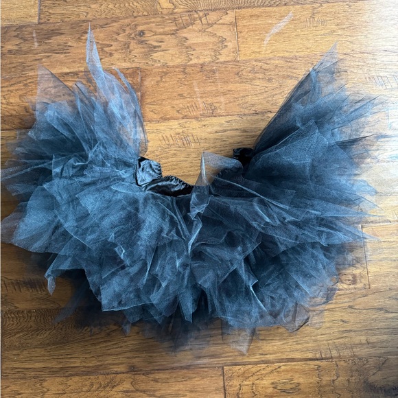 Halloween Black Tulle Petticoat Skirt - Picture 3 of 5